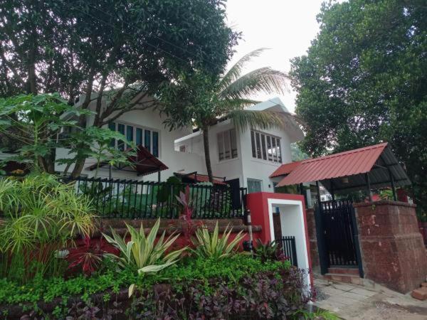 Casa De Julio Guest House Porvorim Eksteriør bilde
